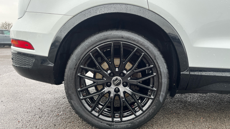 Audi Q3 1.4T FSI Black Edition 5dr Petrol Estate